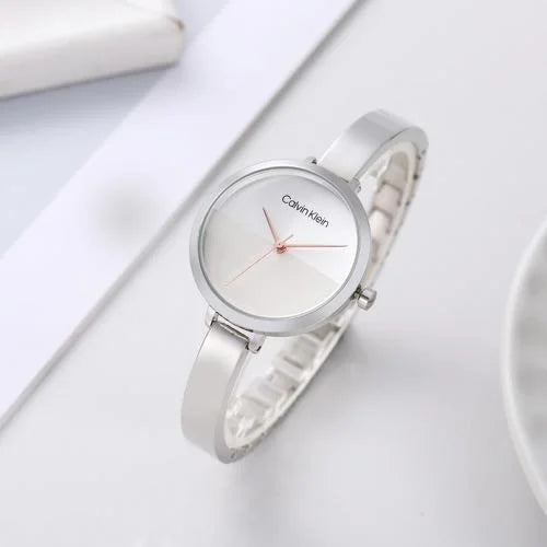PRIMIUM QUILTY WATCH