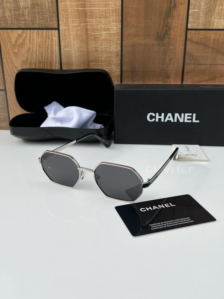 Chanel 1431 silver black