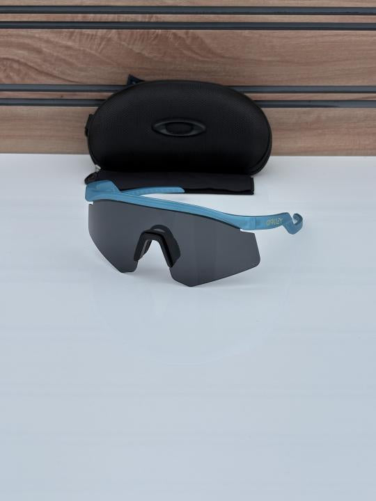 Oakley 4929 blue black