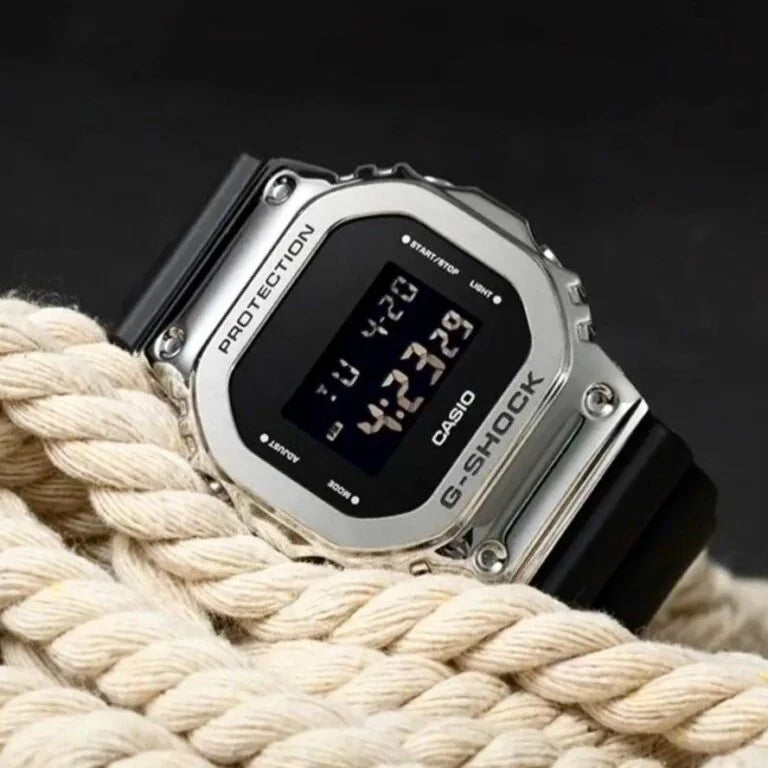 Gm 2100 Watch