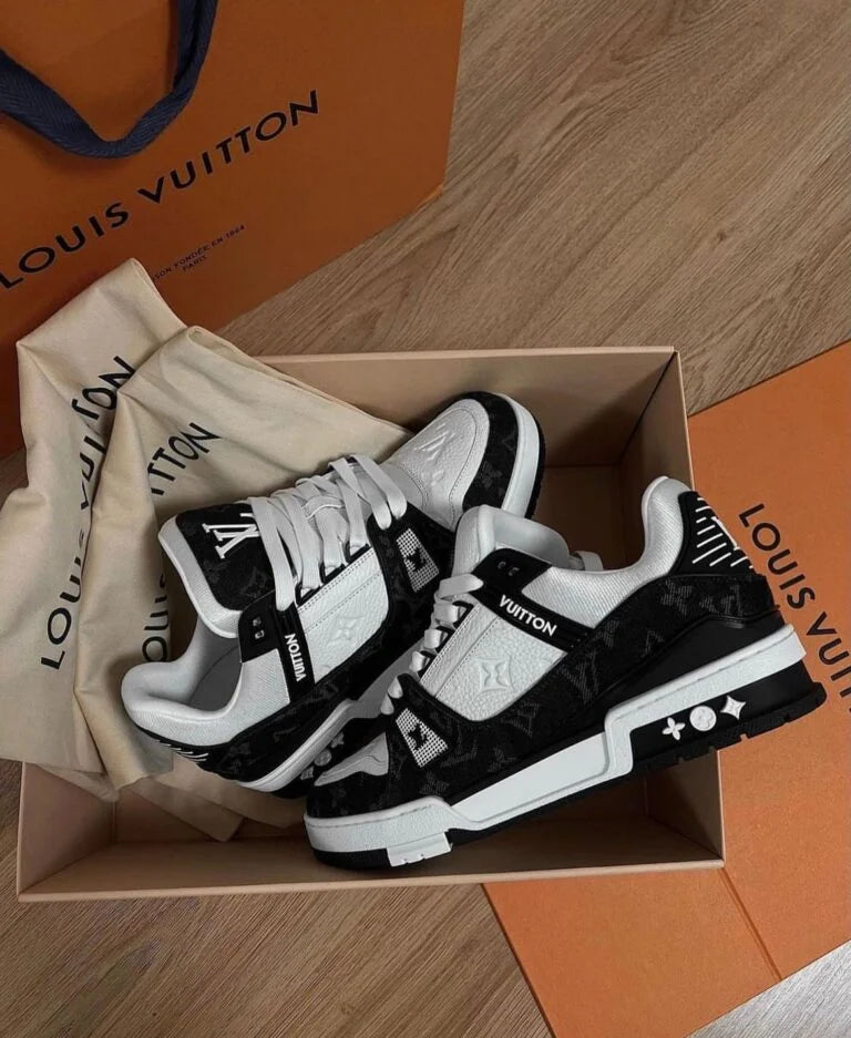 Trainer Black