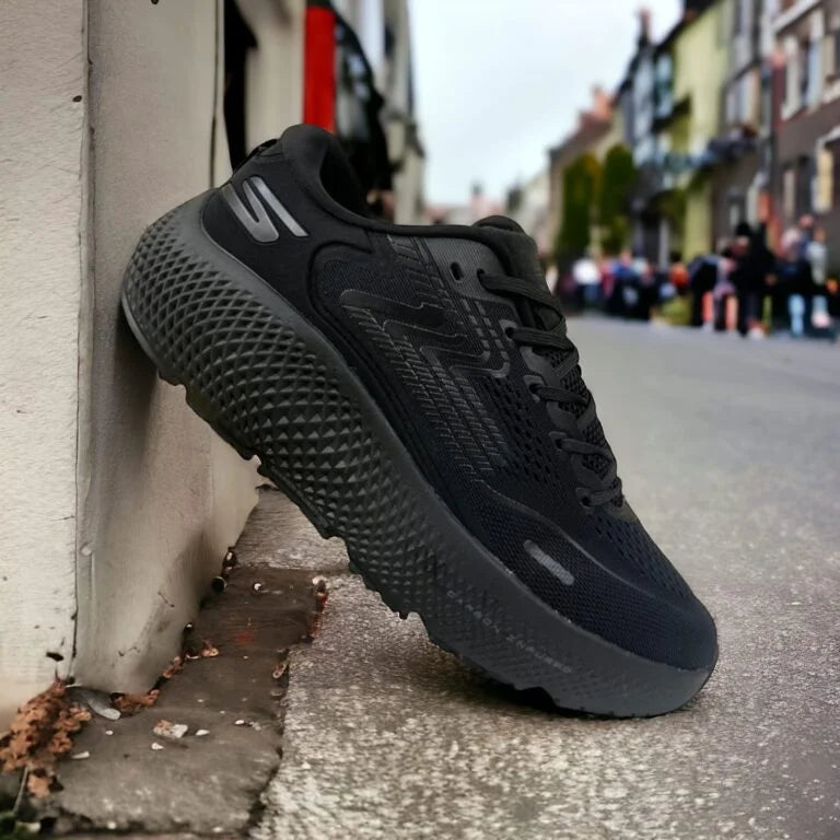 Skechers Go Run MaxRoad All Black