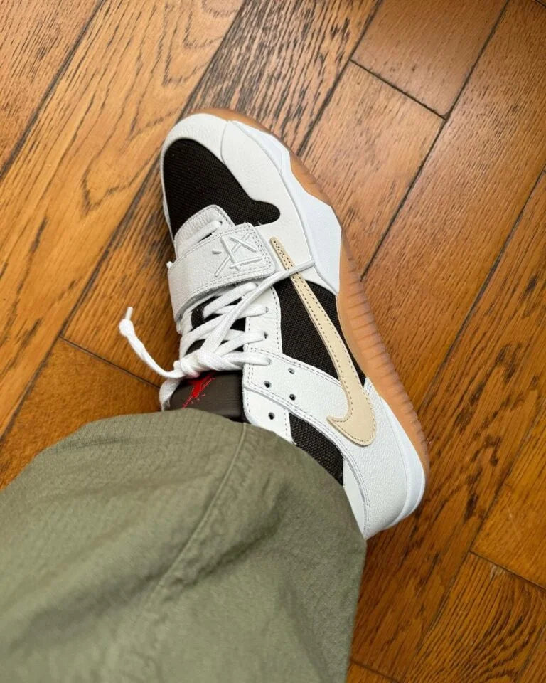 Travis Scott X Jordan JUMPMAN Jack Sail