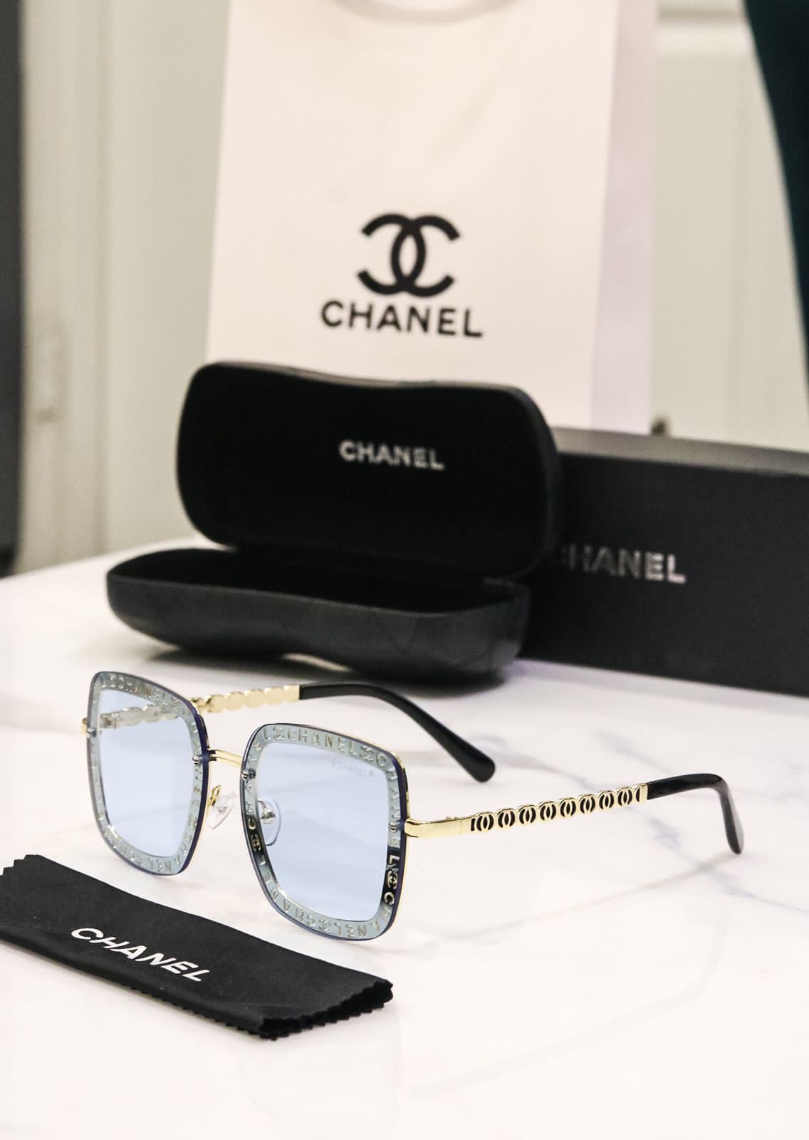 Exclusive Black Stylish Sunglass For Girls