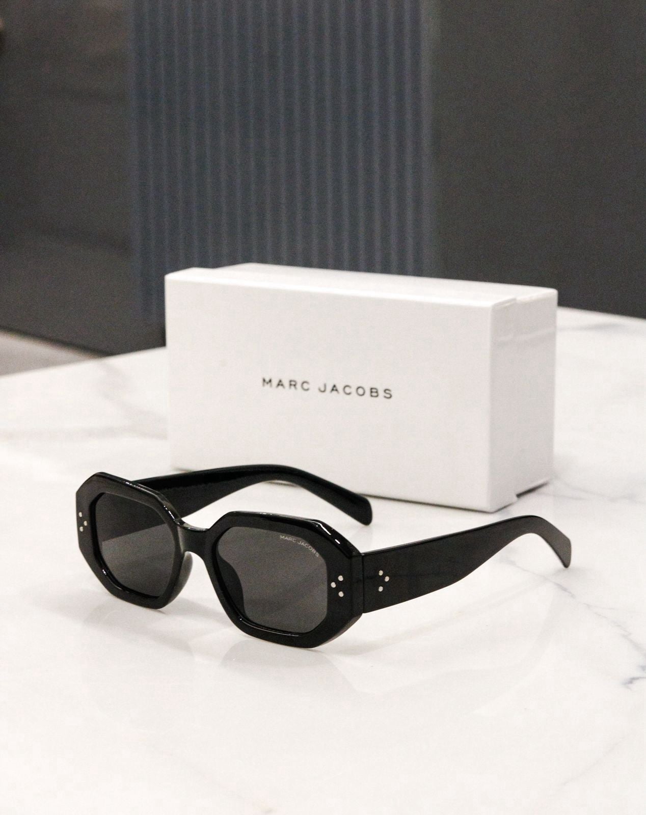 Exclusive Black Stylish Sunglass For Unisex