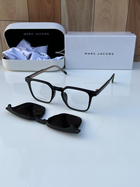 Marc_jacobs_attachment_full_black