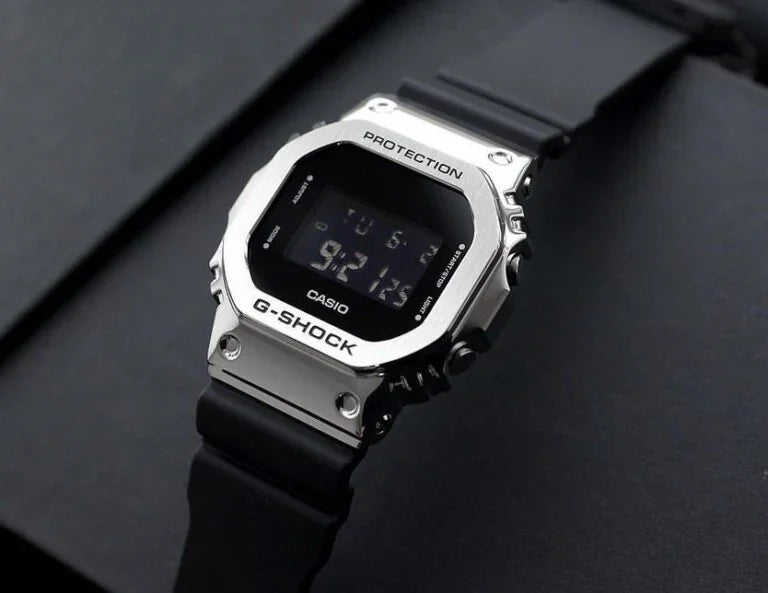 Gm 2100 Watch