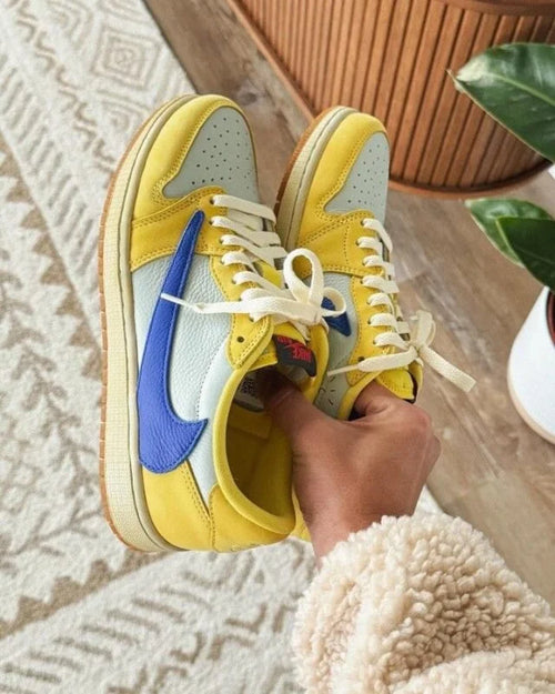 Air Jordan Retro 1 X Travis Scott Canary