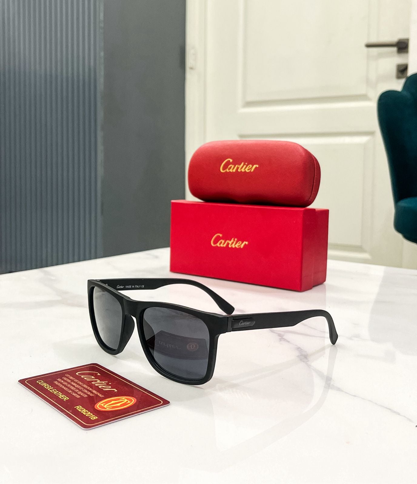 Exclusive Black Stylish Sunglass For Unisex